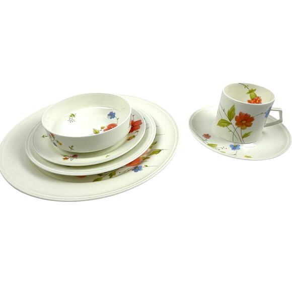 Mikasa Bone China Japan 1974-1996 Retired 'Just Flowers' 6-PC Place Setting - Picture 2 of 13